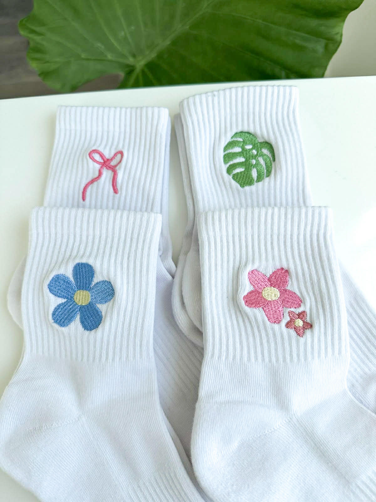 dainty flower plant crew socks coquette bow aesthetic